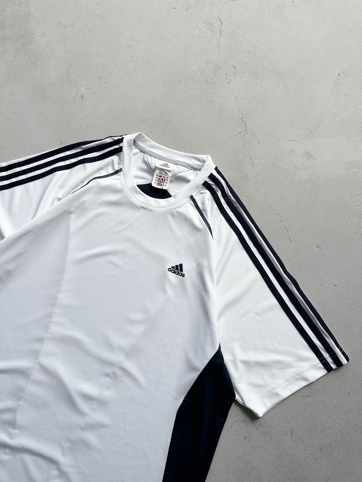 Camiseta Adidas vintage 00s