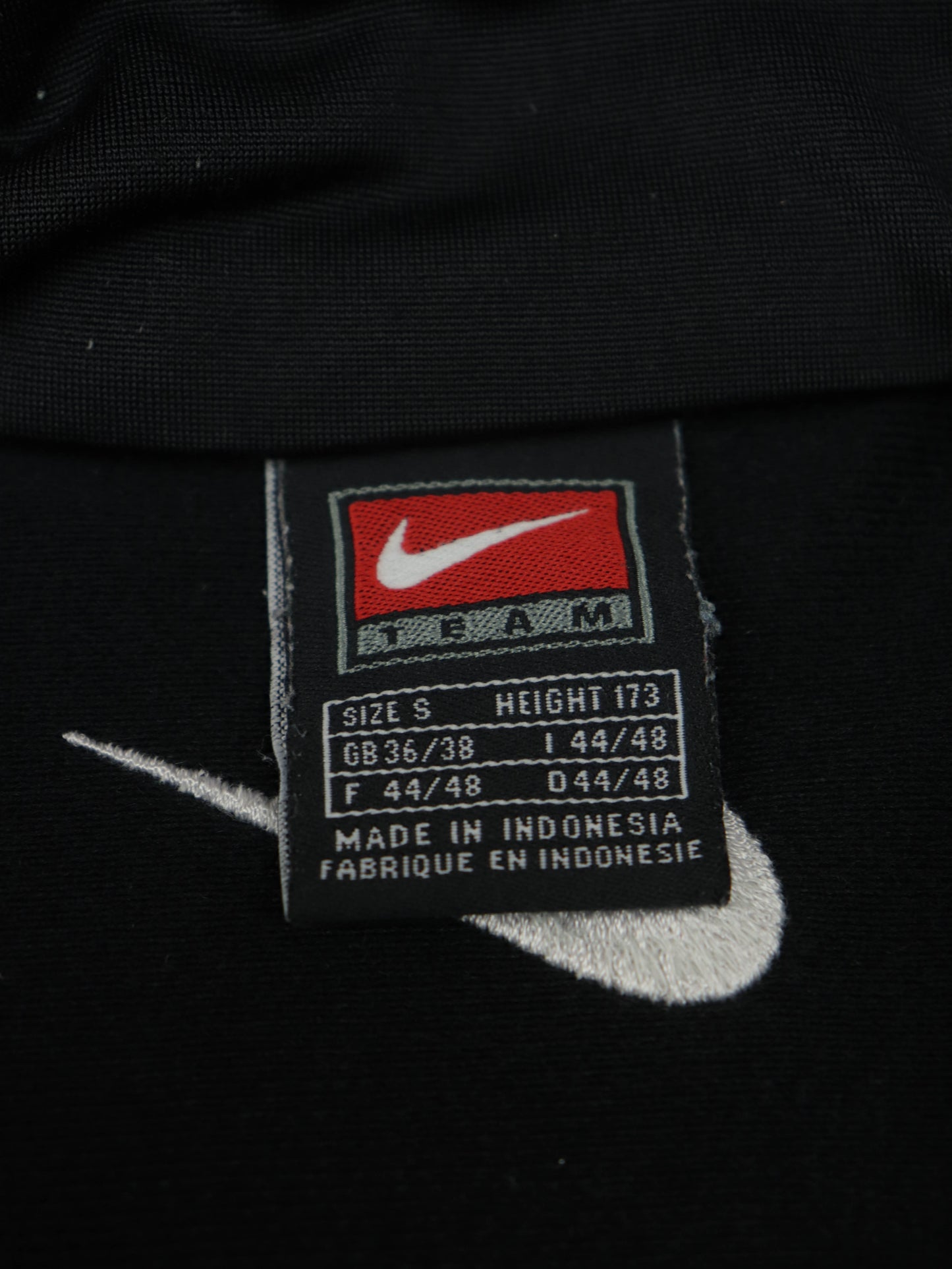 CHAQUETA NIKE VINTAGE 90S