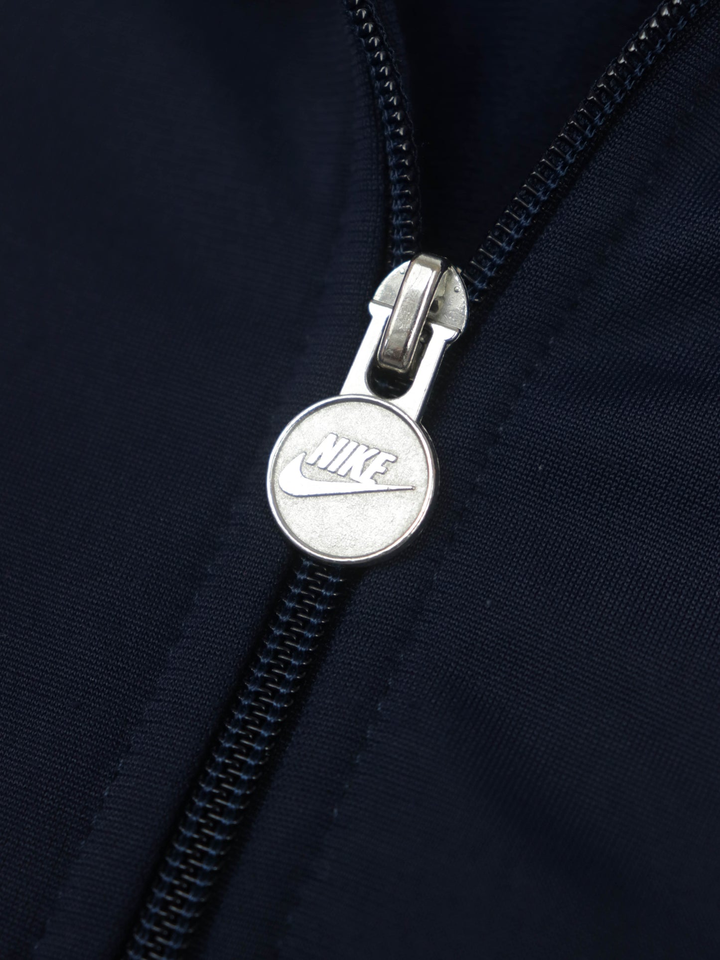 CHAQUETA NIKE VINTAGE 00S
