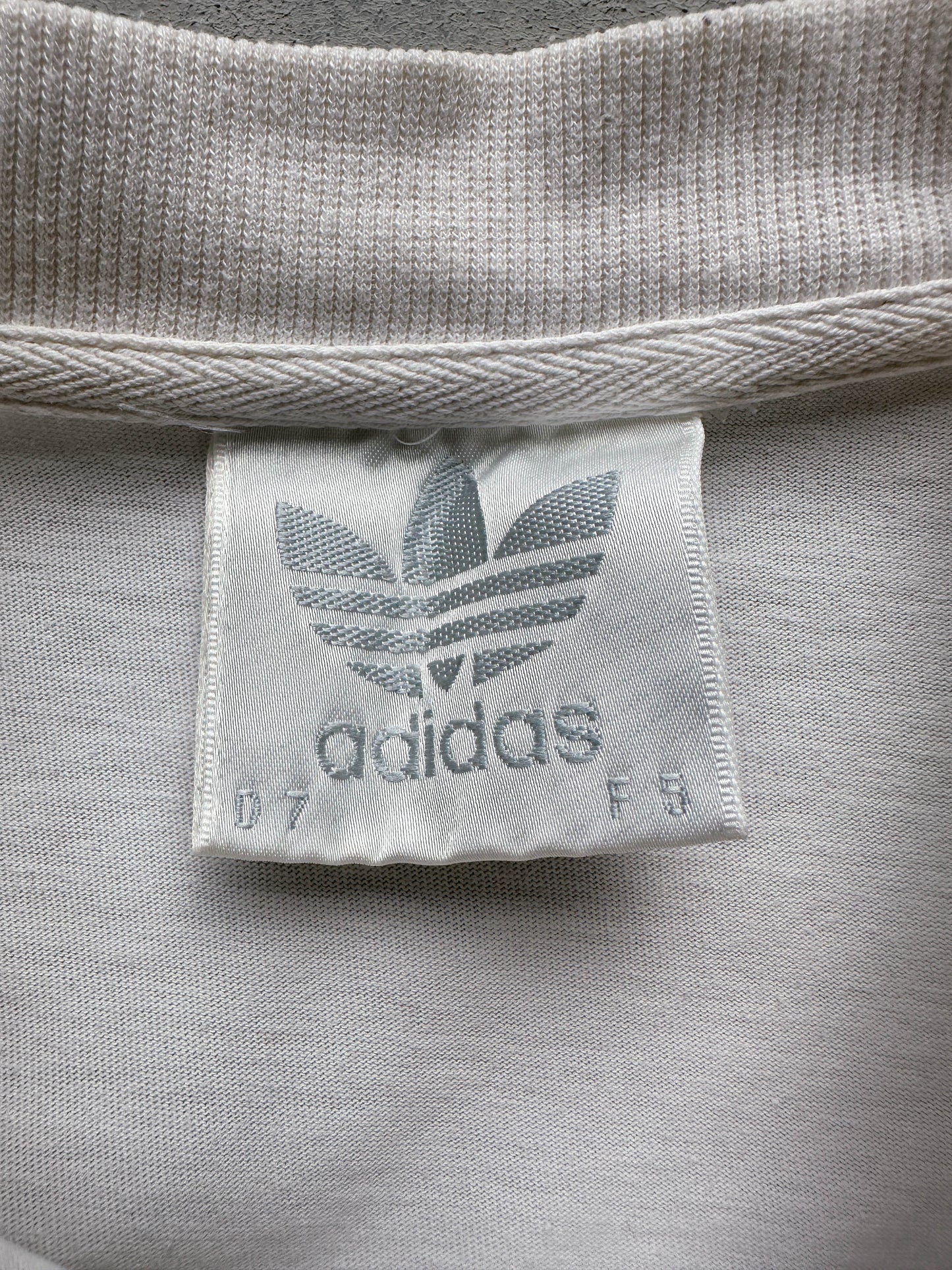 Camiseta Adidas vintage 90s