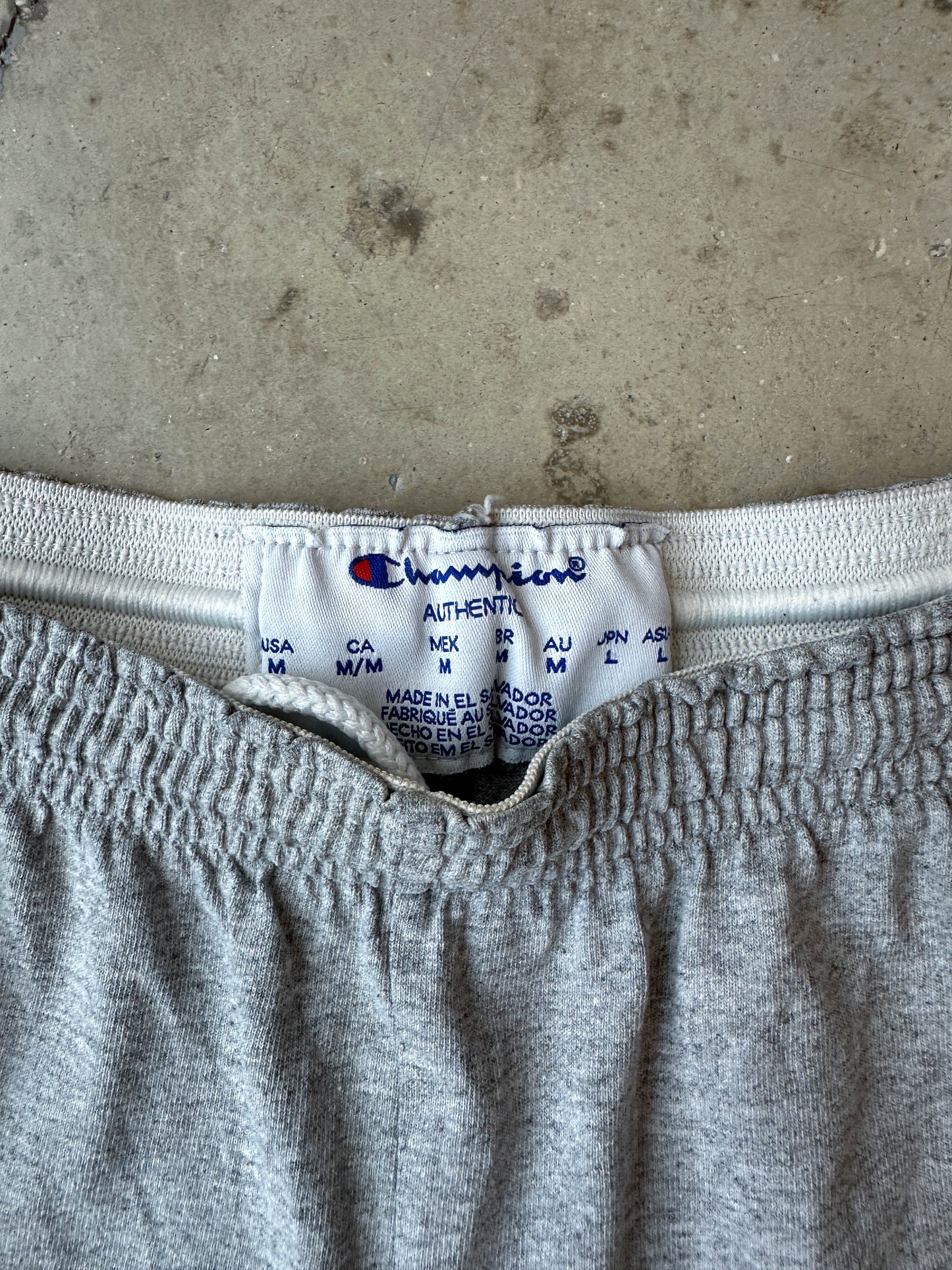 Champion vintage 00s shorts