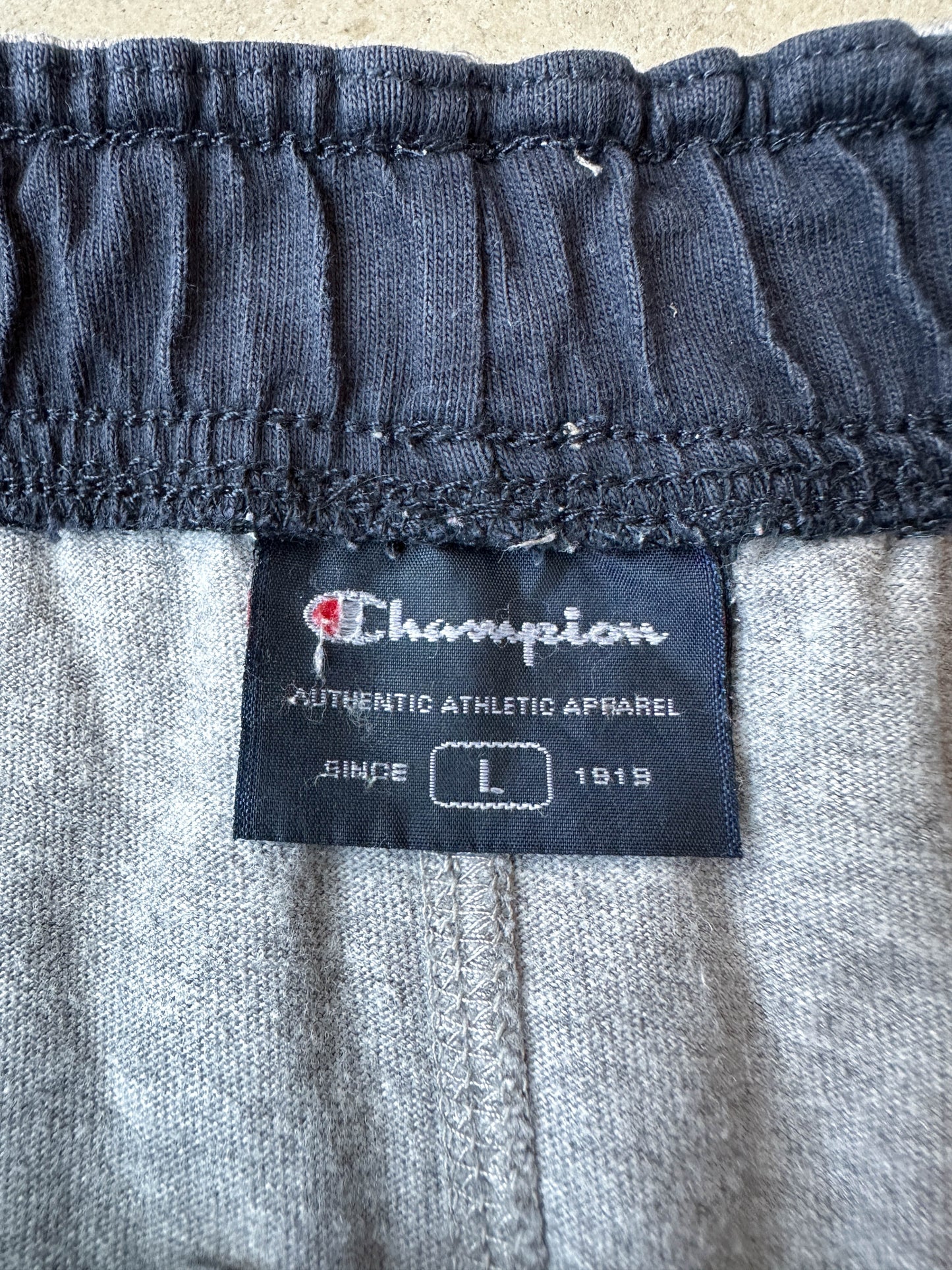 Champion vintage 00s shorts