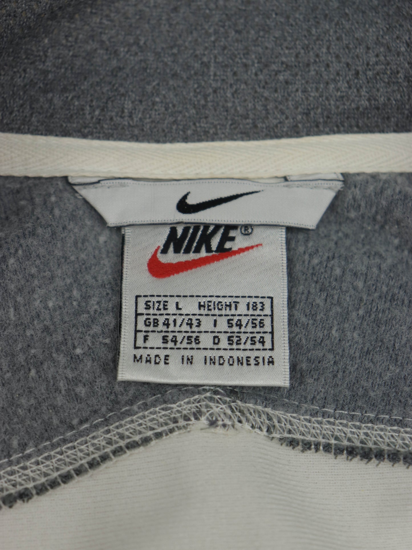 CHAQUETA NIKE VINTAGE 90S