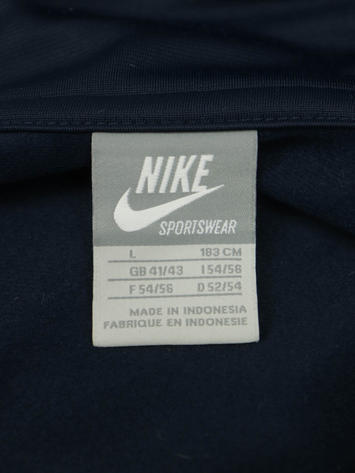 VINTAGE NIKE JACKET 00S