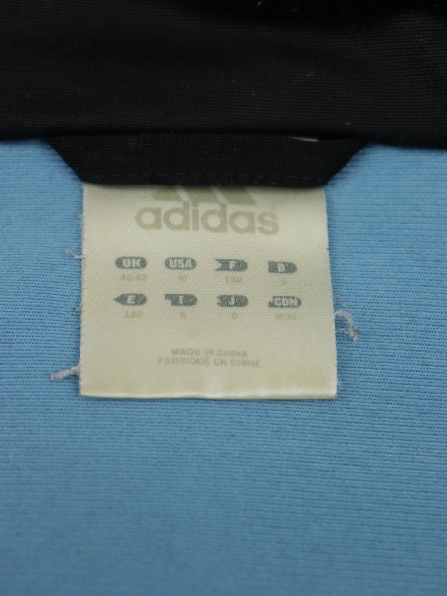 CHAQUETA ADIDAS VINTAGE 00S