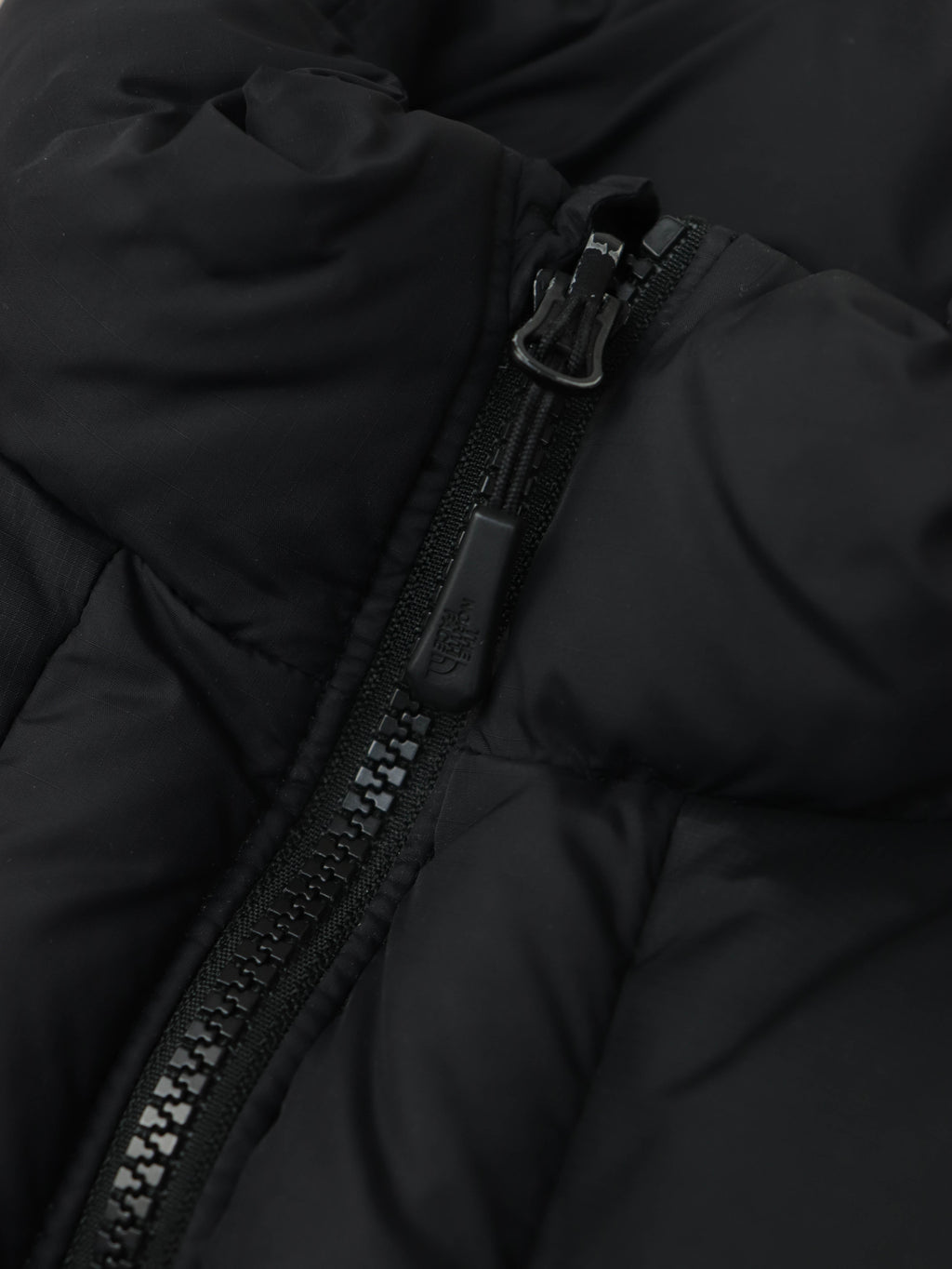 WOMEN'S THE NORTH FACE 700 VINTAGE PUFFER