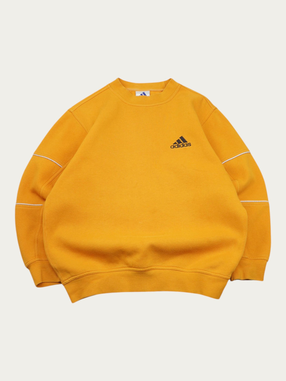 ADIDAS VINTAGE 90S SWEATSHIRT