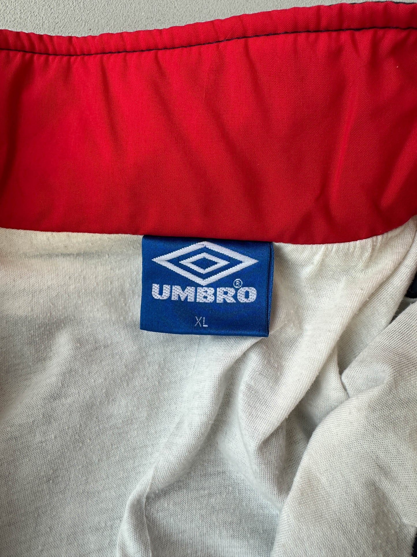 Chaqueta Umbro vintage 90s